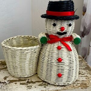 Vintage Wicker Snowman With Basket & Liner